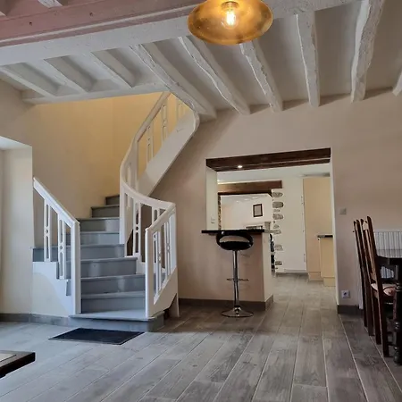 بيت للعطل Charming, French Village House, Renovated In 2025, Available Tonight !