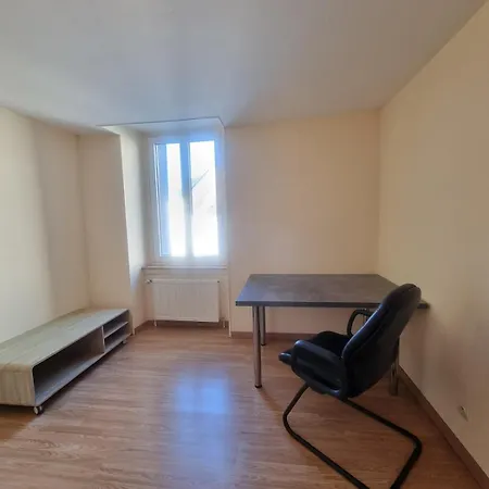 펜션 Charming, Renovated French Village House, Available Tonight ! Fye