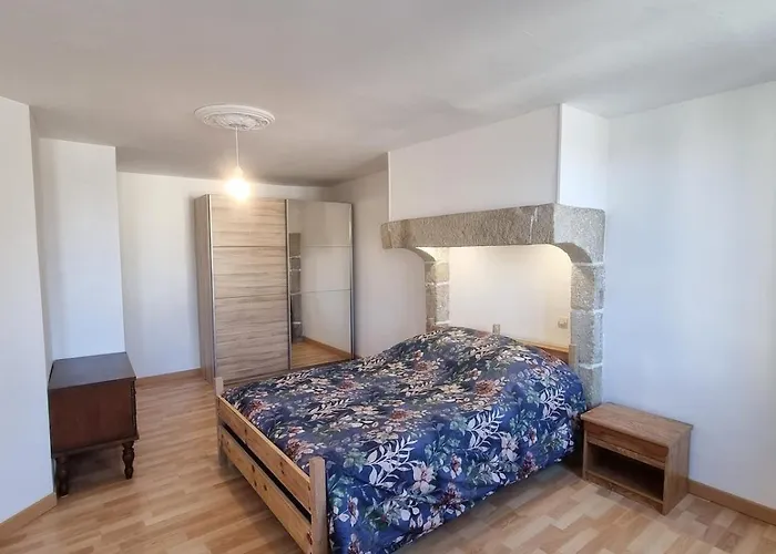 Charming, French Village House, Renovated In 2025, Available Tonight ! Fye